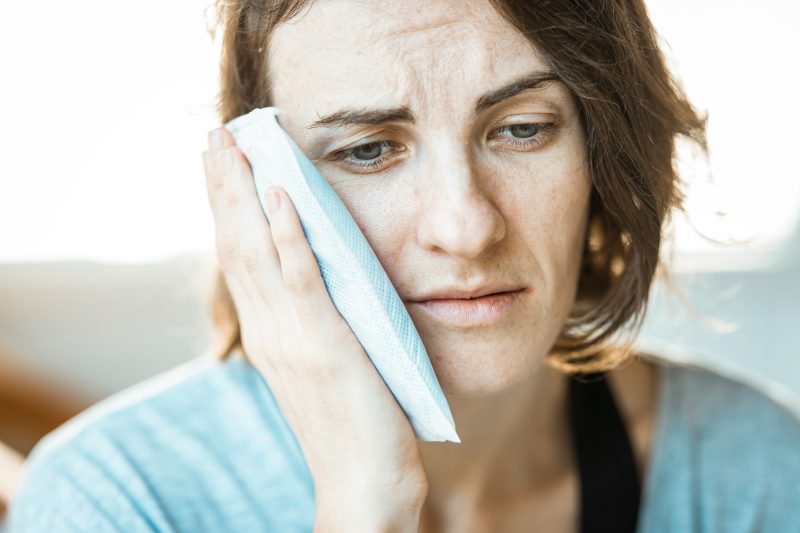 Hot Flushes During Menopause – Managing Sudden Heat and Discomfort
